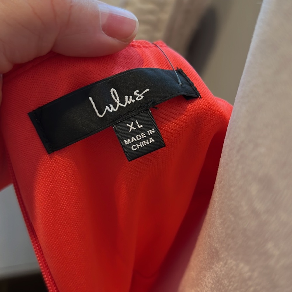NWT Gorgeous Lulu’s Ruched Mini Dress - Picture 6 of 7